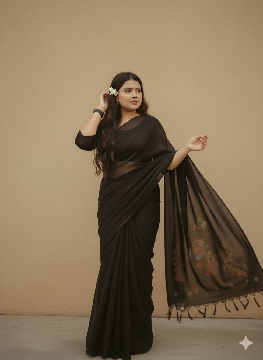 Beautiful Dark Saree Girl
